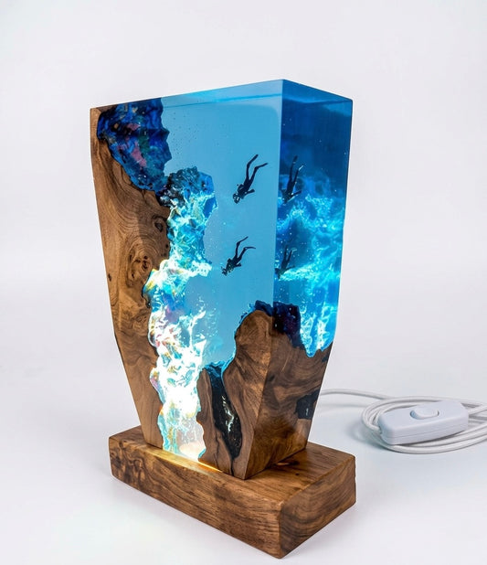 Divers Resin Lamp